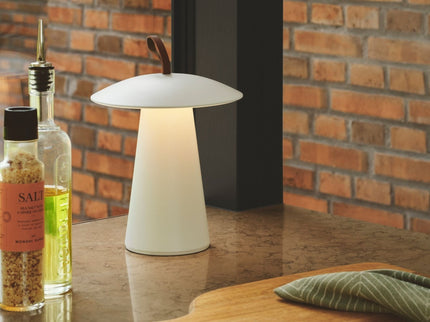 Nordlux wiederaufladbare Tischleuchte Ara To Go 2 LED Weiß