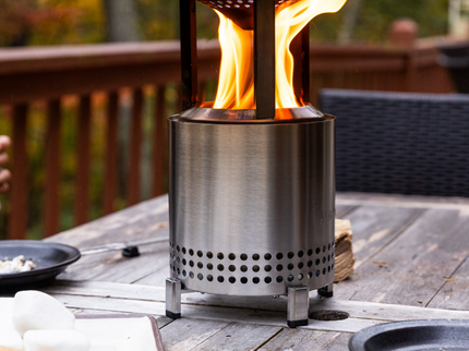Solo Stove Mesa XL Warmte Deflector RVS sfeerfoto