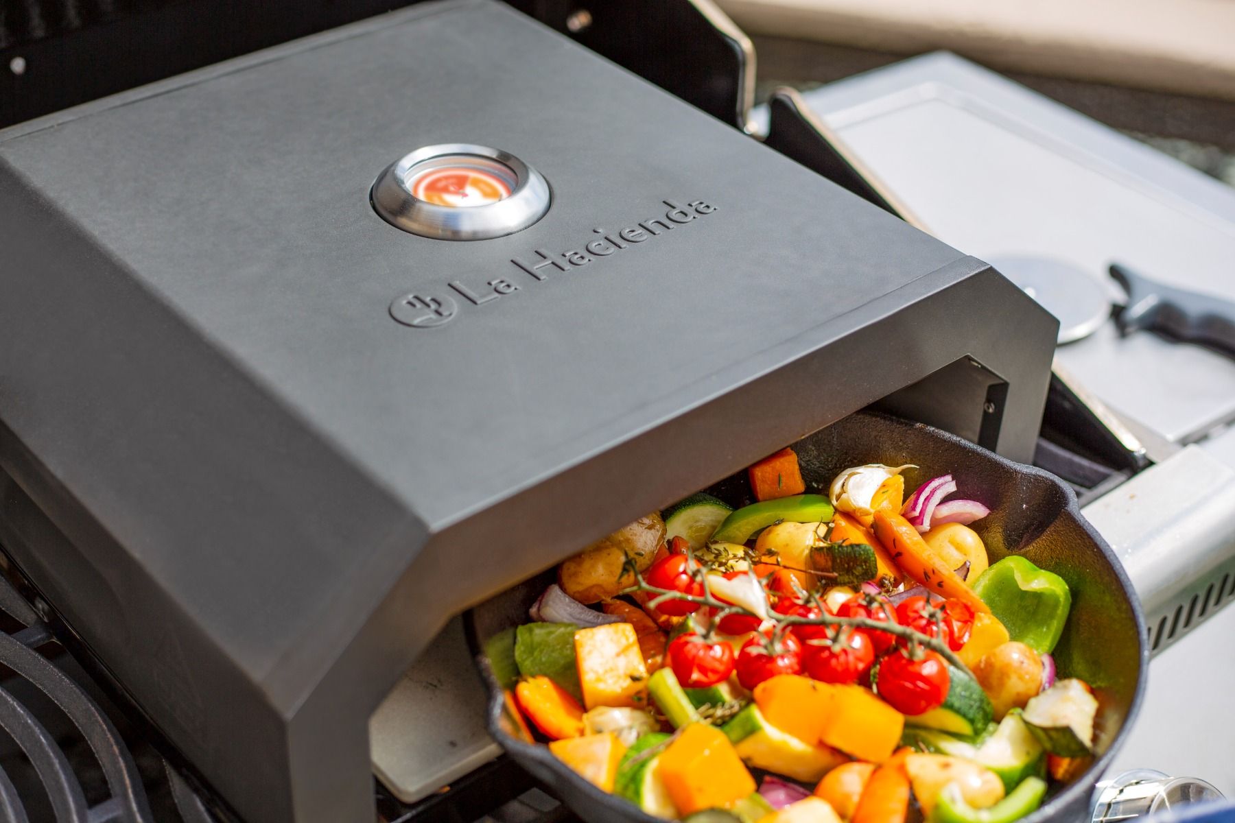 La Hacienda Firebox Black BBQ Pizzaofen (Schwarz)
