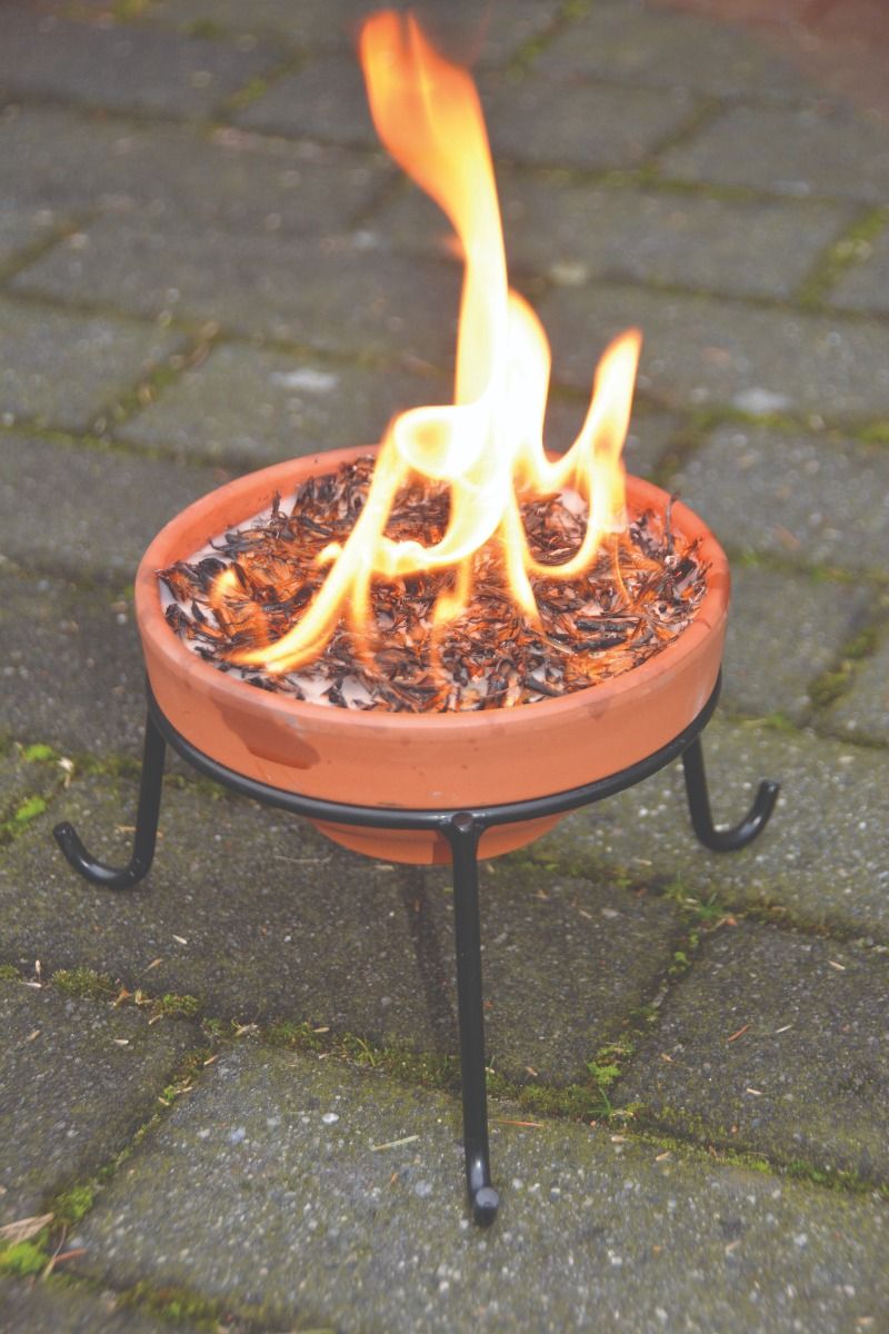 Esschert Ständer für Feuertopf