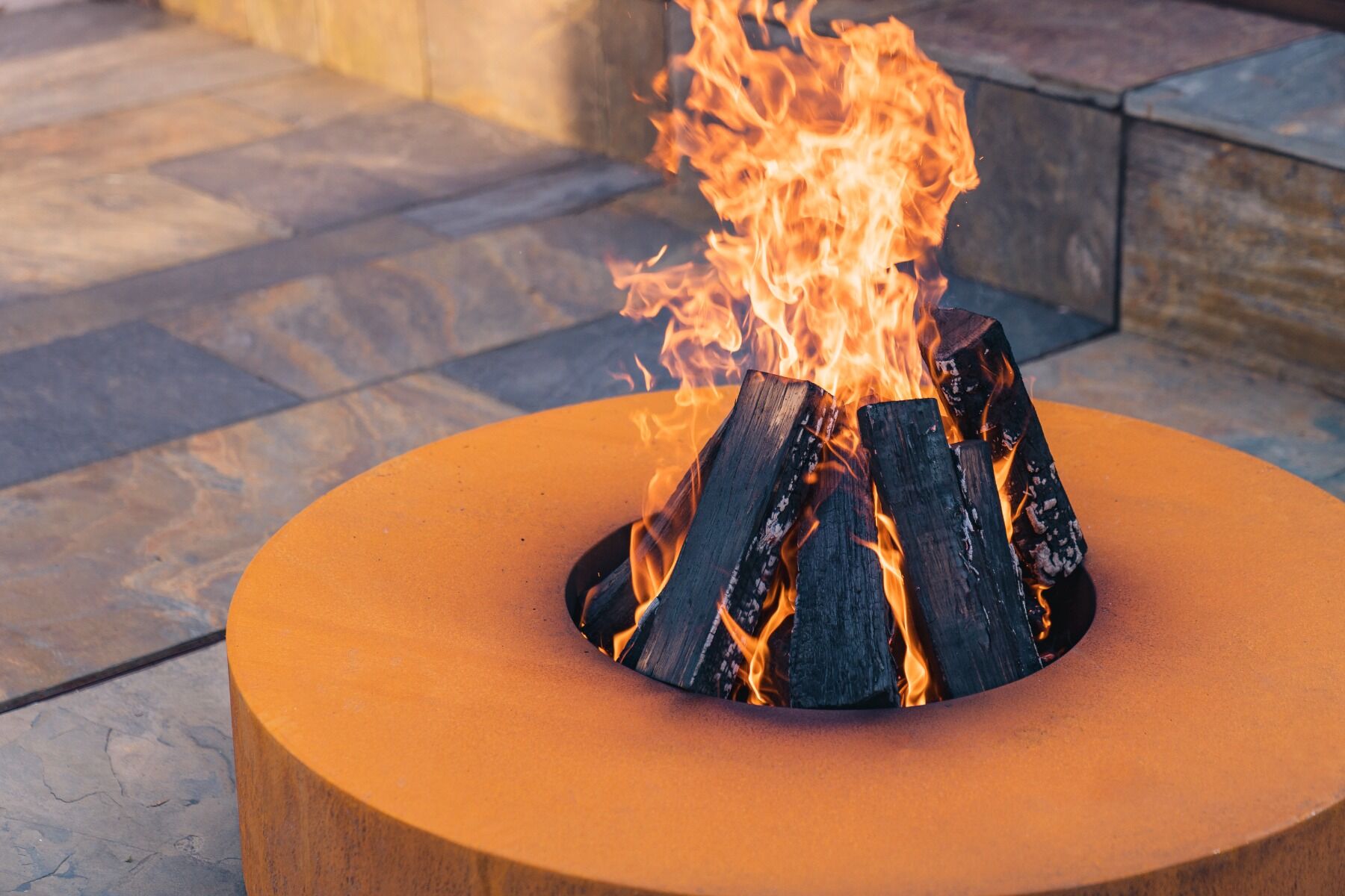 FORNO Feuertisch CortenStahl Rund (Ø125cm)