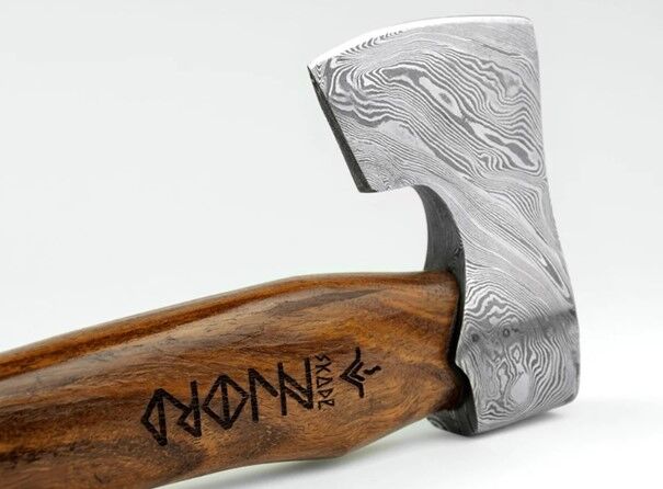 Njord Skade Damast Kleine Axt