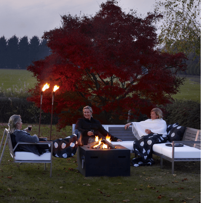 Happy C. Feuertisch Quadratisch Klein Schwarz